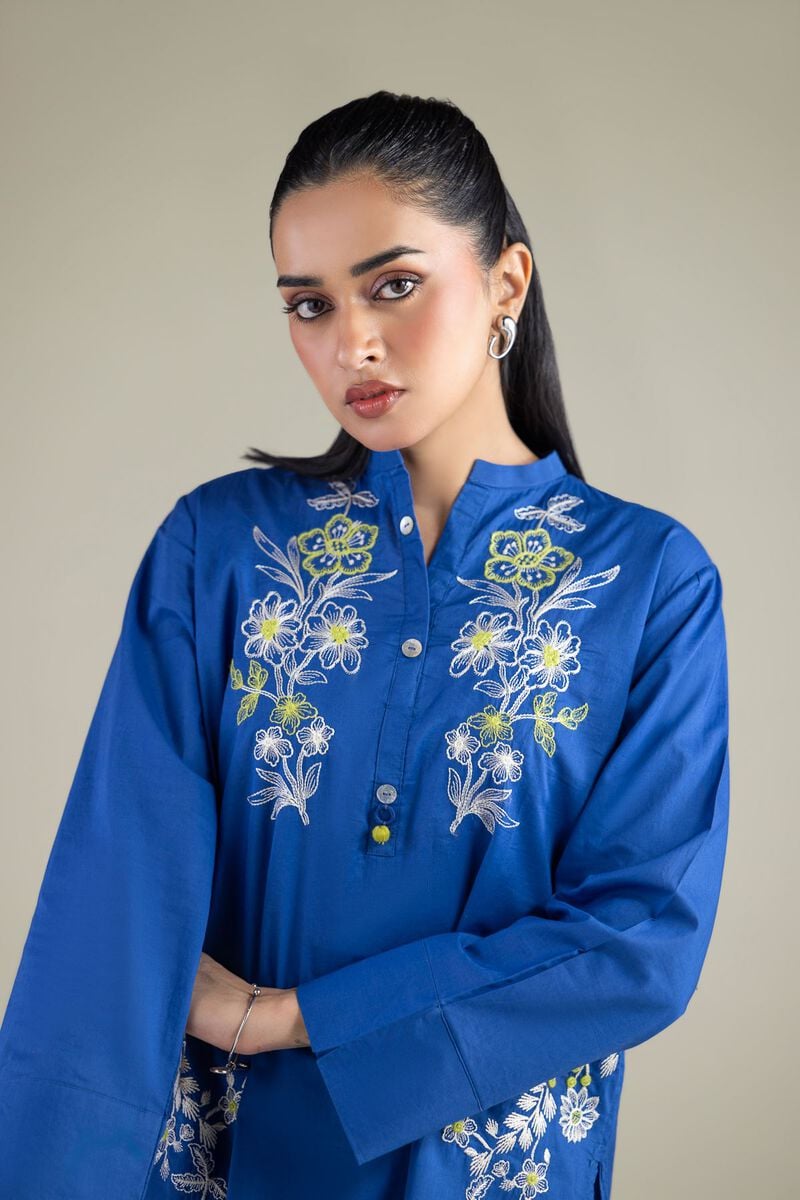 Floral Full-Sleeve Kurta Secondary image
