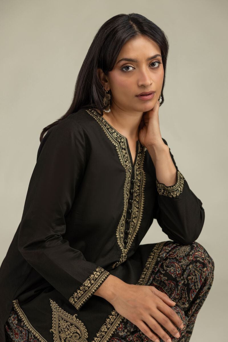 Short Black Kurta Main image