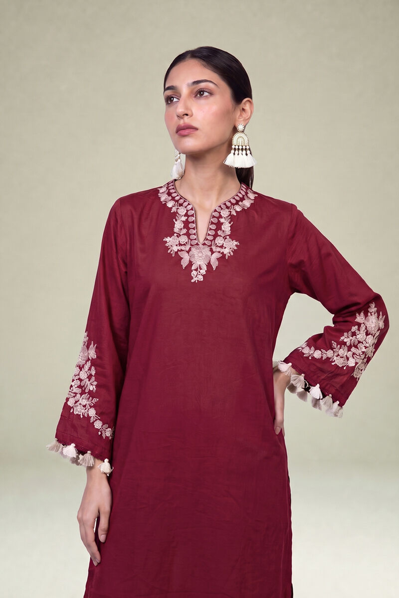Maroon V-Neck Kurta