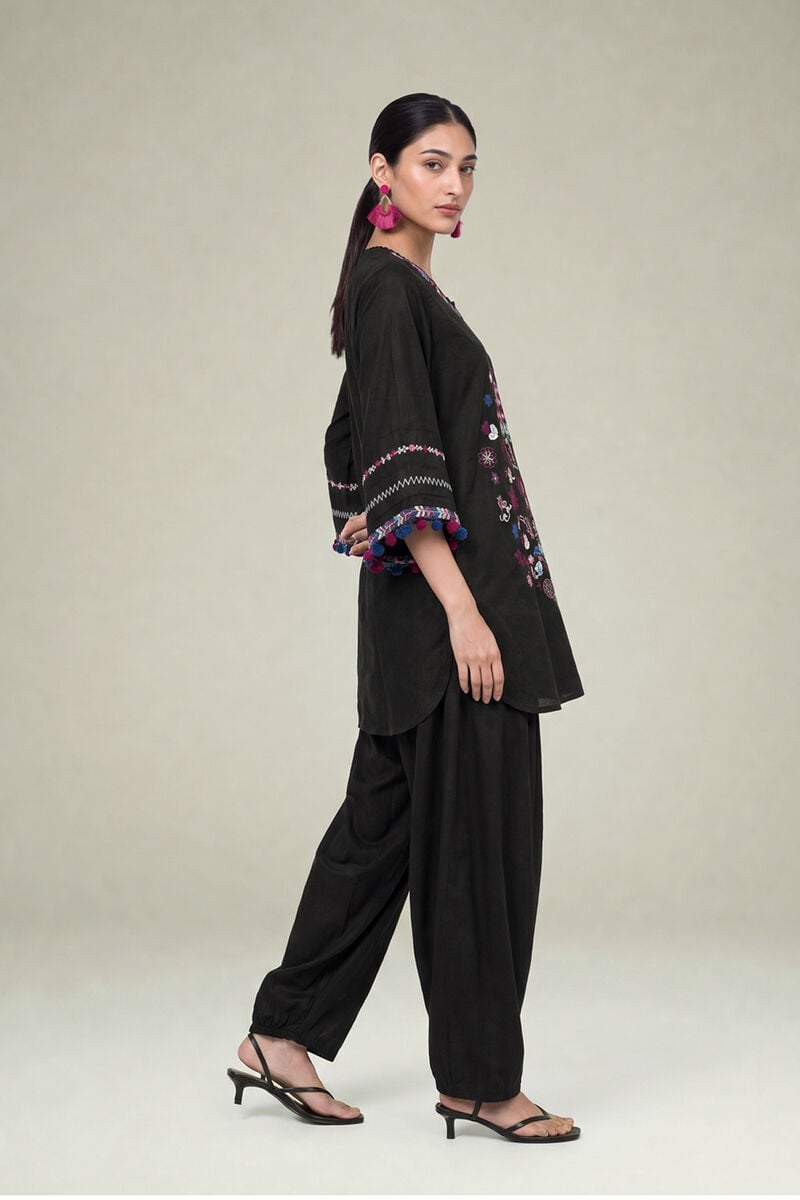 Black Solid Pants