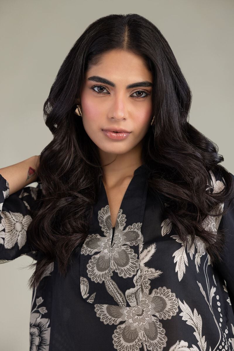 Black Floral Tunic Secondary image