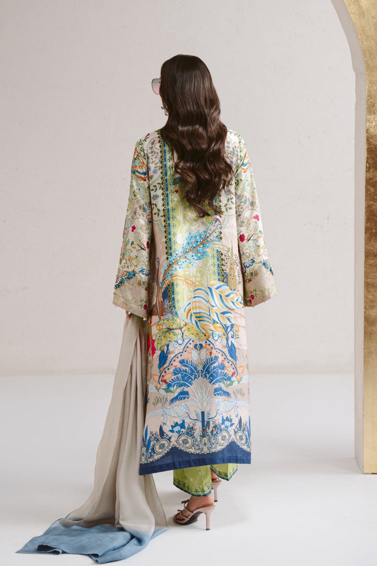 Opaline Garden (D-02)