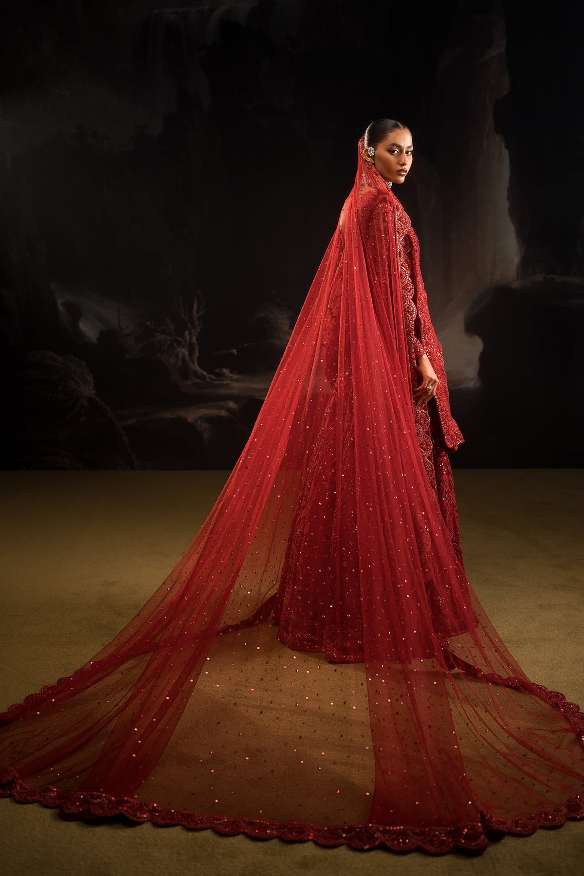 Red Majesty Bridal (D-01)