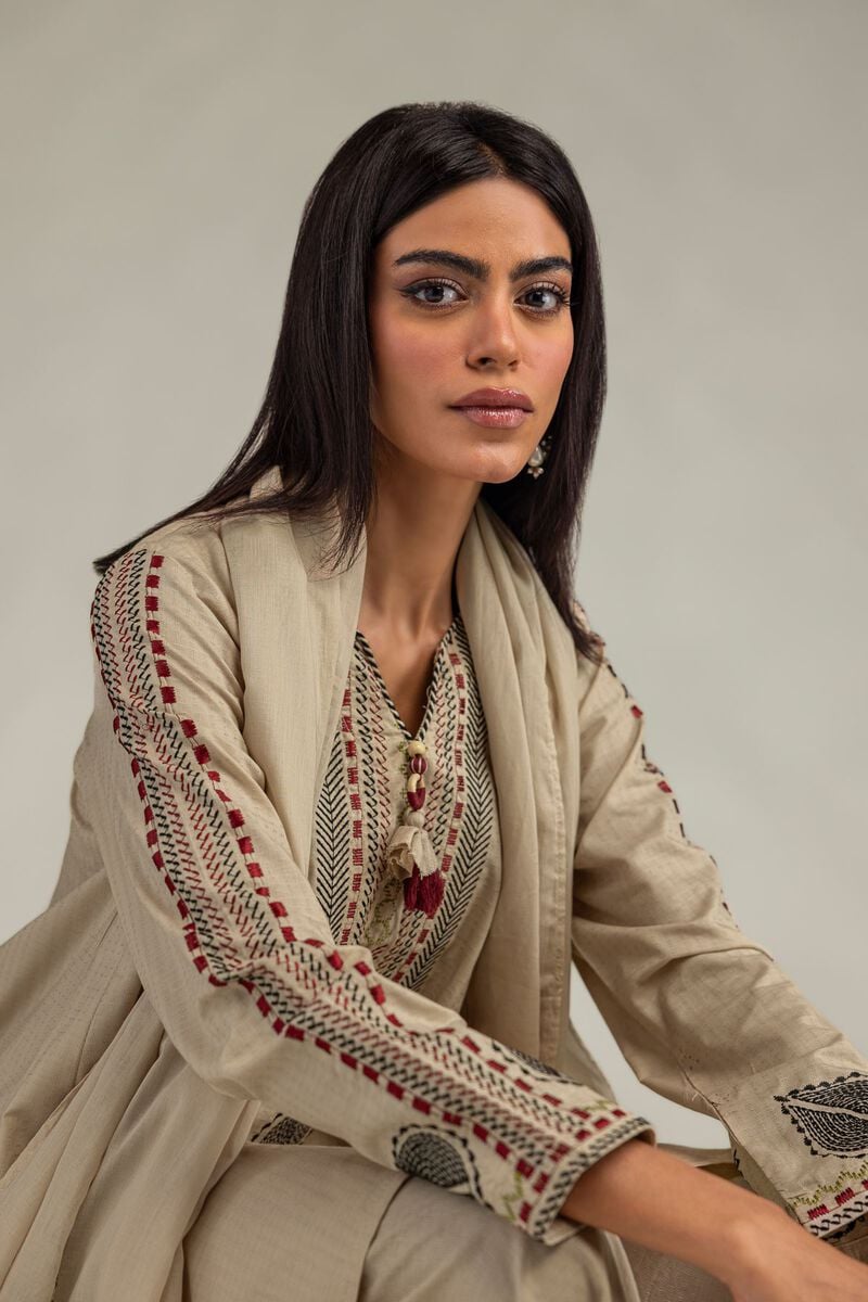 Beige Lawn Dupatta Secondary image