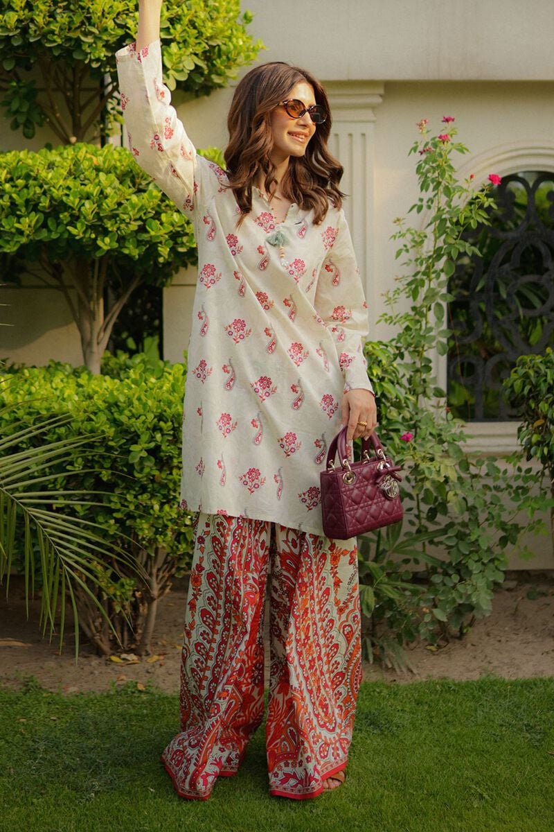 2-Piece Lawn Tailored Main image