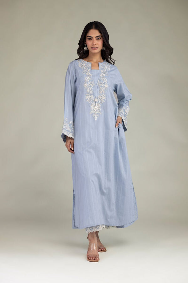 Tailored 2-Piece Lawn