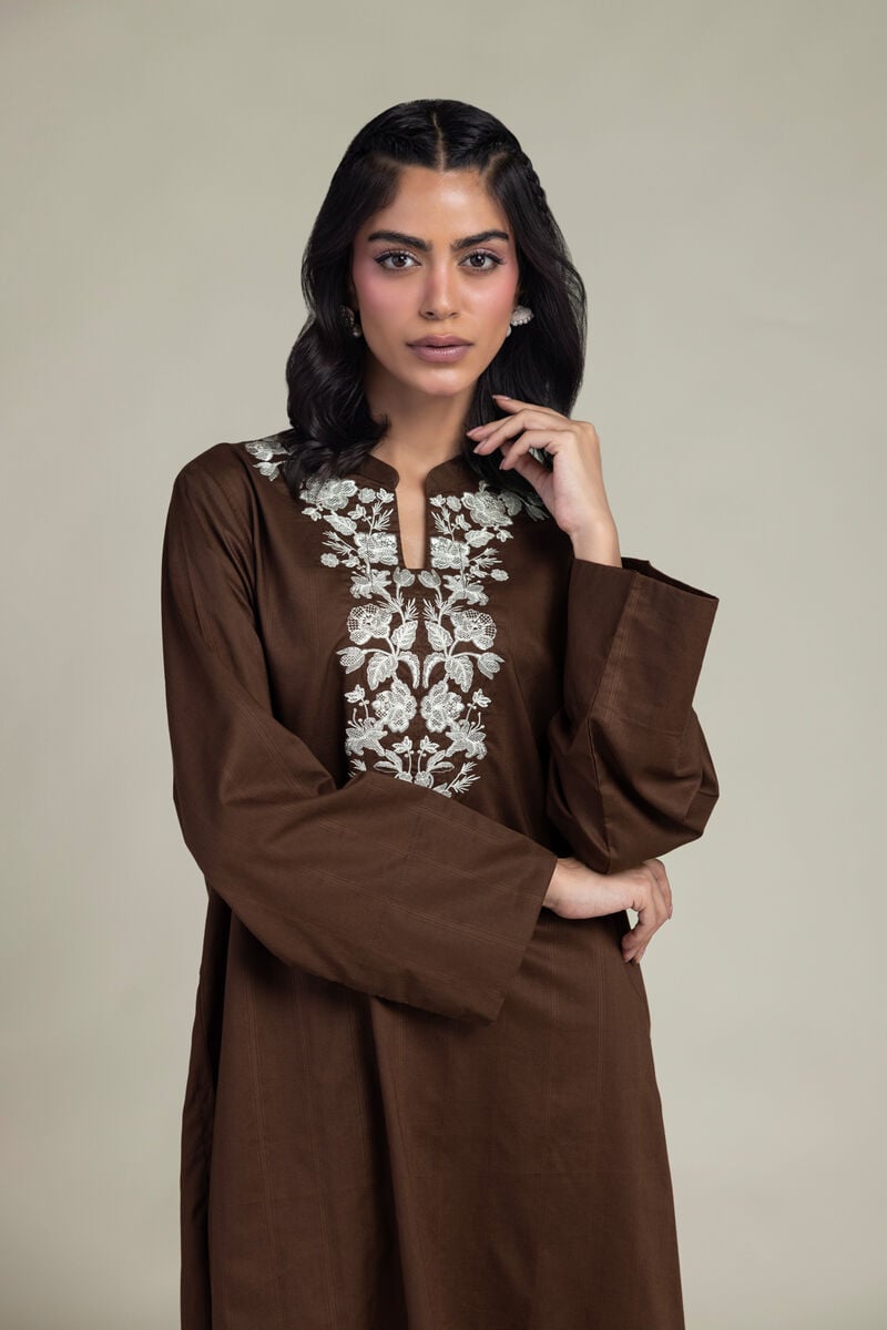 Tailored 2-Piece Lawn