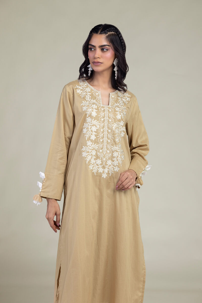 Tailored 2-Piece Lawn