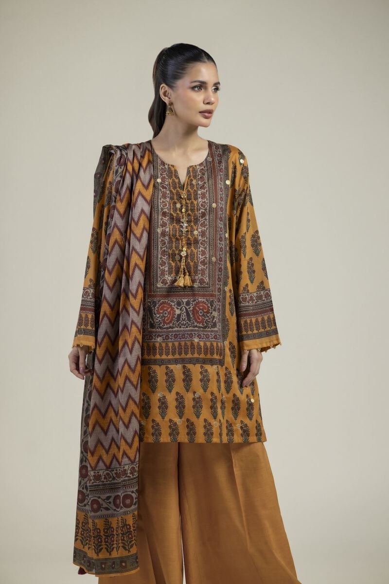 Tailored Lawn Set