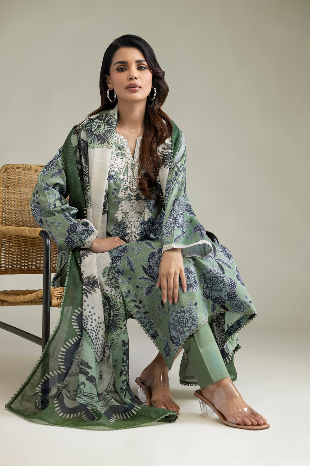 Lawn 3-Piece Tailored
